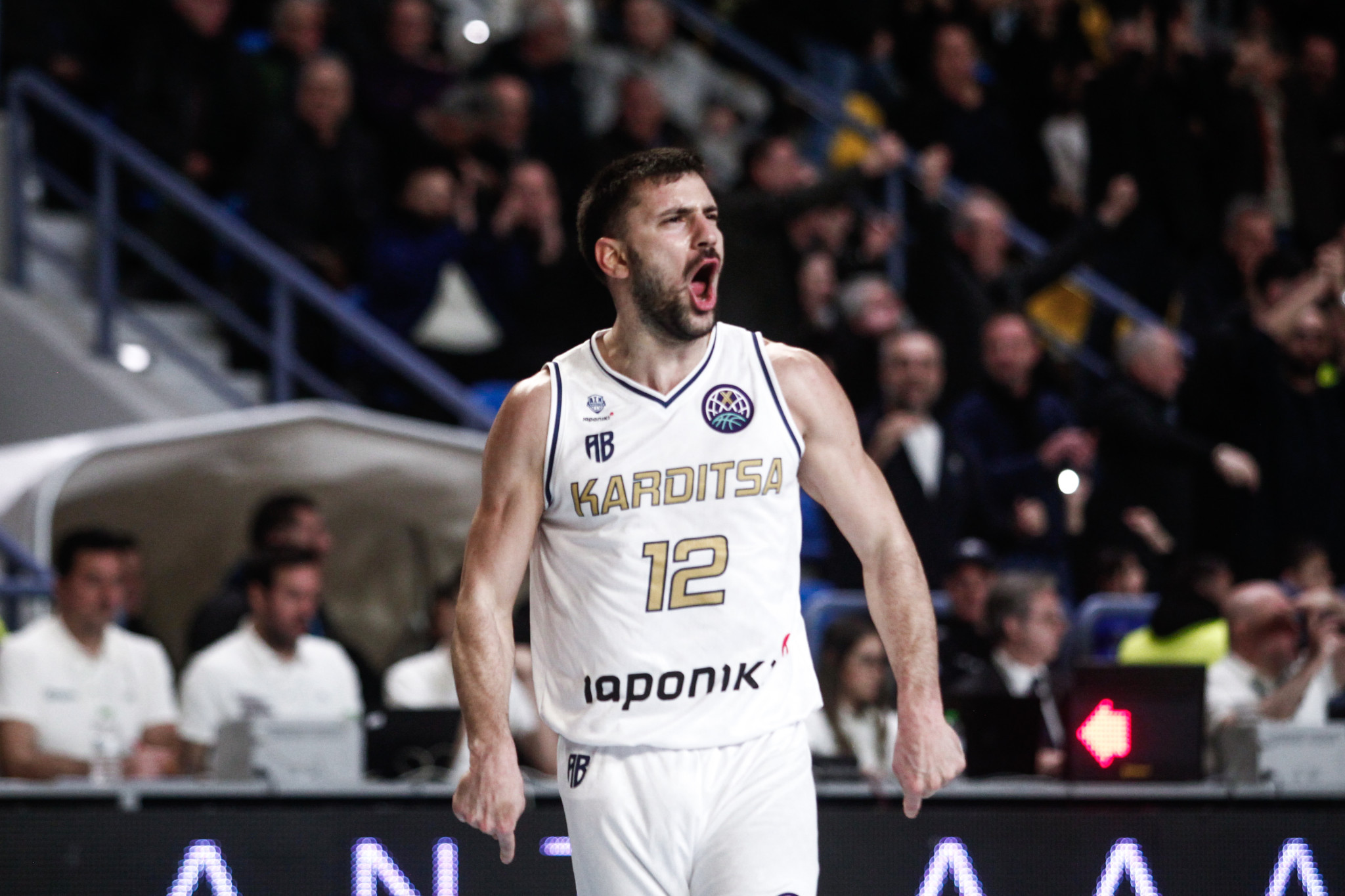 Δίπλαρος: «Αφιερώνω τη νίκη στους βοηθούς προπονητές που ξημεροβραδιάζονται για εμάς»