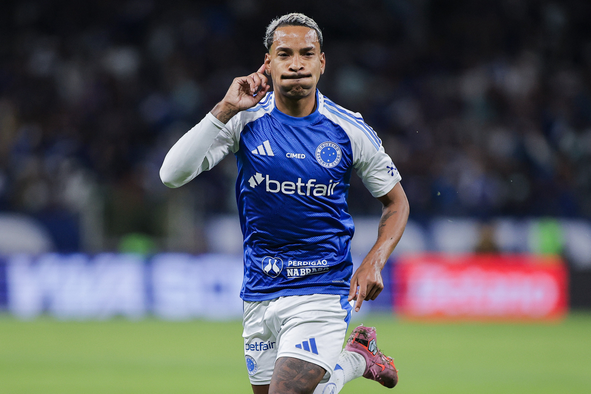 «Ο Ματέους Περέιρα προτάθηκε σε Παναθηναϊκό και Ολυμπιακό»