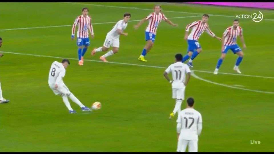 Το φάουλ-οβίδα του Βαλβέρδε για το γρήγορο 1-0 της Ρεάλ (video)