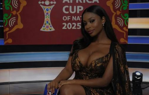 Μια «γαζέλα» πέρα από κάθε φαντασία - Η σαγηνευτική δημοσιογράφος που τρελαίνει κόσμο στο Κύπελλο Εθνών Αφρικής