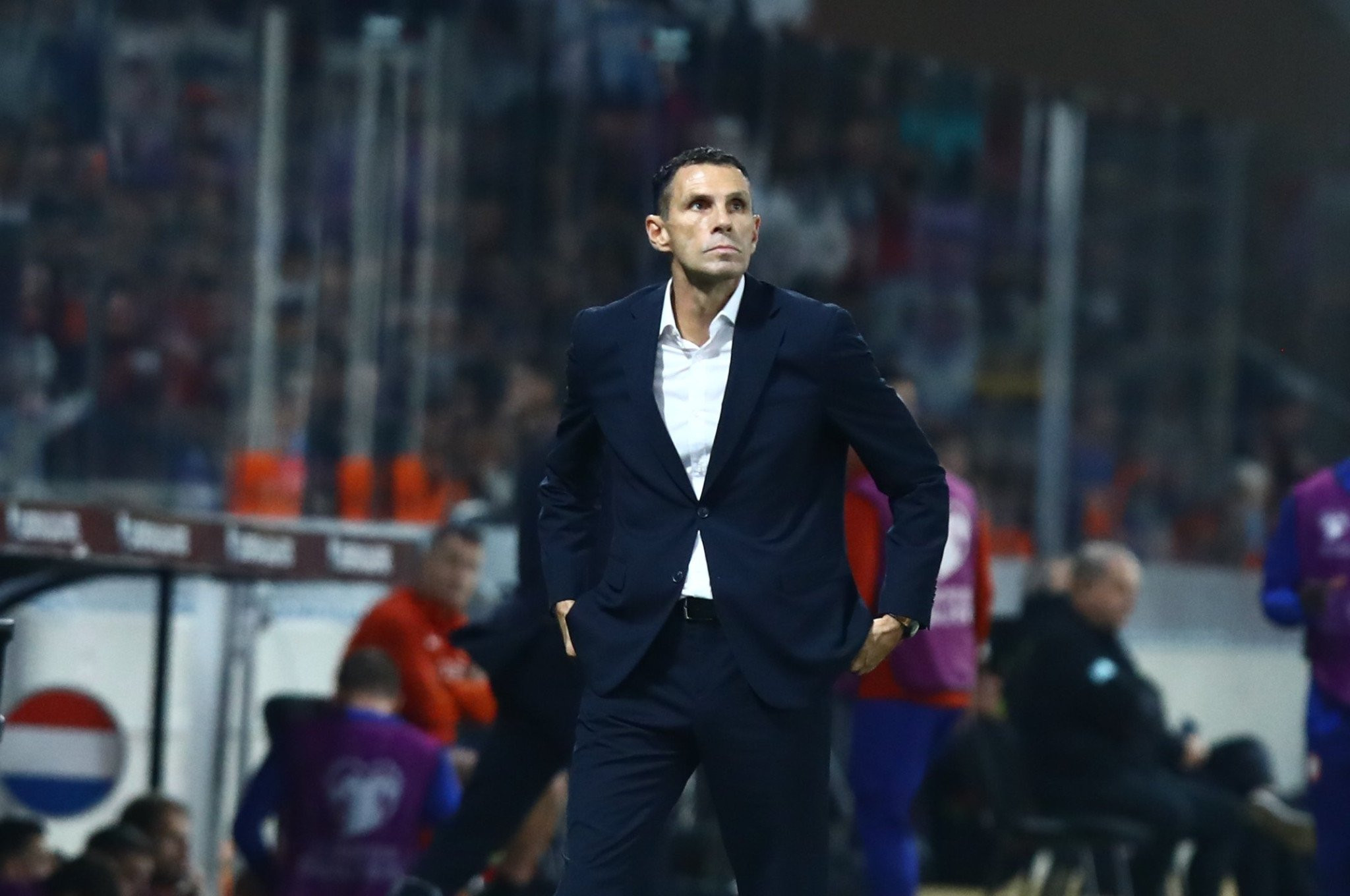 Τι κάνει ο Πογιέτ στη Νότια Κορέα και όλοι χαμογελούν