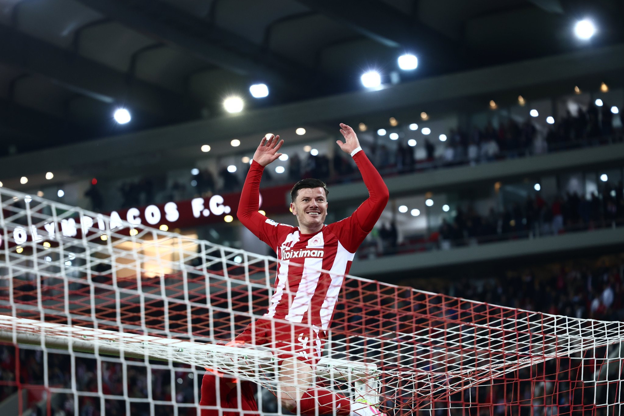 Ο Μπιανκόν ανέβηκε στο δοκάρι για να πανηγυρίσει