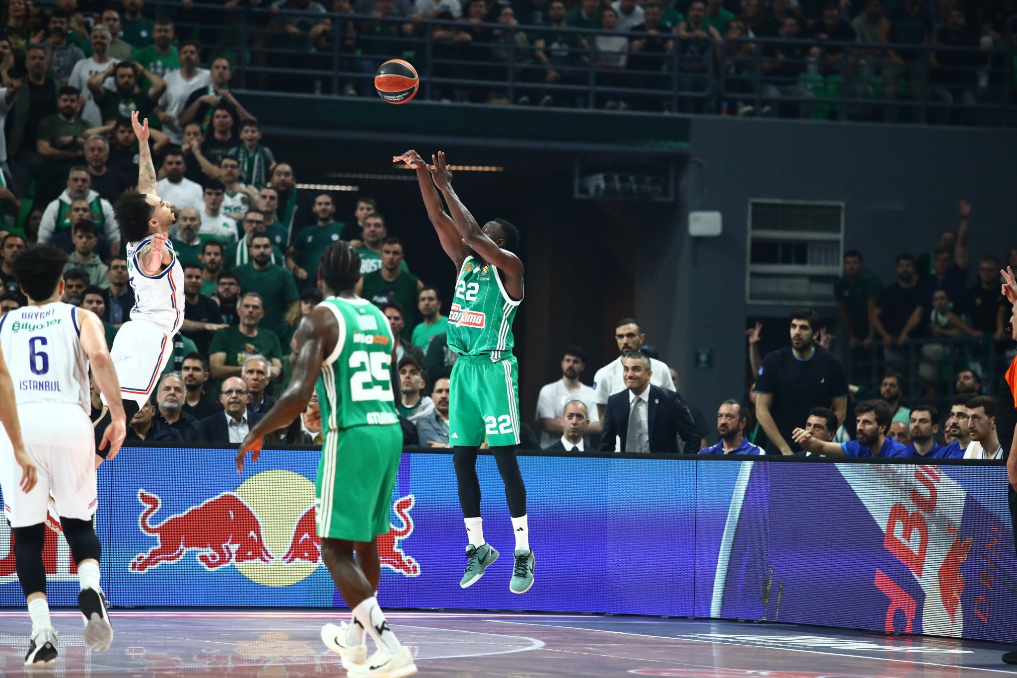Η τριποντάρα του Γκράντ που κλείδωσε το 1-0 για τον Παναθηναϊκό (video)