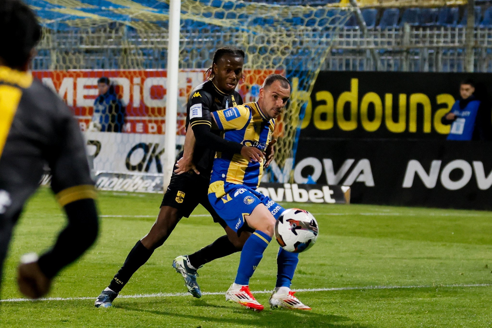 Η απόλυτη μάχη για την 5η θέση: Τα σενάρια και η πιθανότητα ισοβαθμίας μεταξύ Άρη και Αστέρα AKTOR