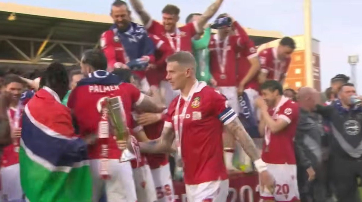 H τρομερή Ρέξαμ μπορεί να έχει του χρόνου ομάδα... Premier League H τρομερή Ρέξαμ μπορεί να έχει του χρόνου ομάδα... Premier League