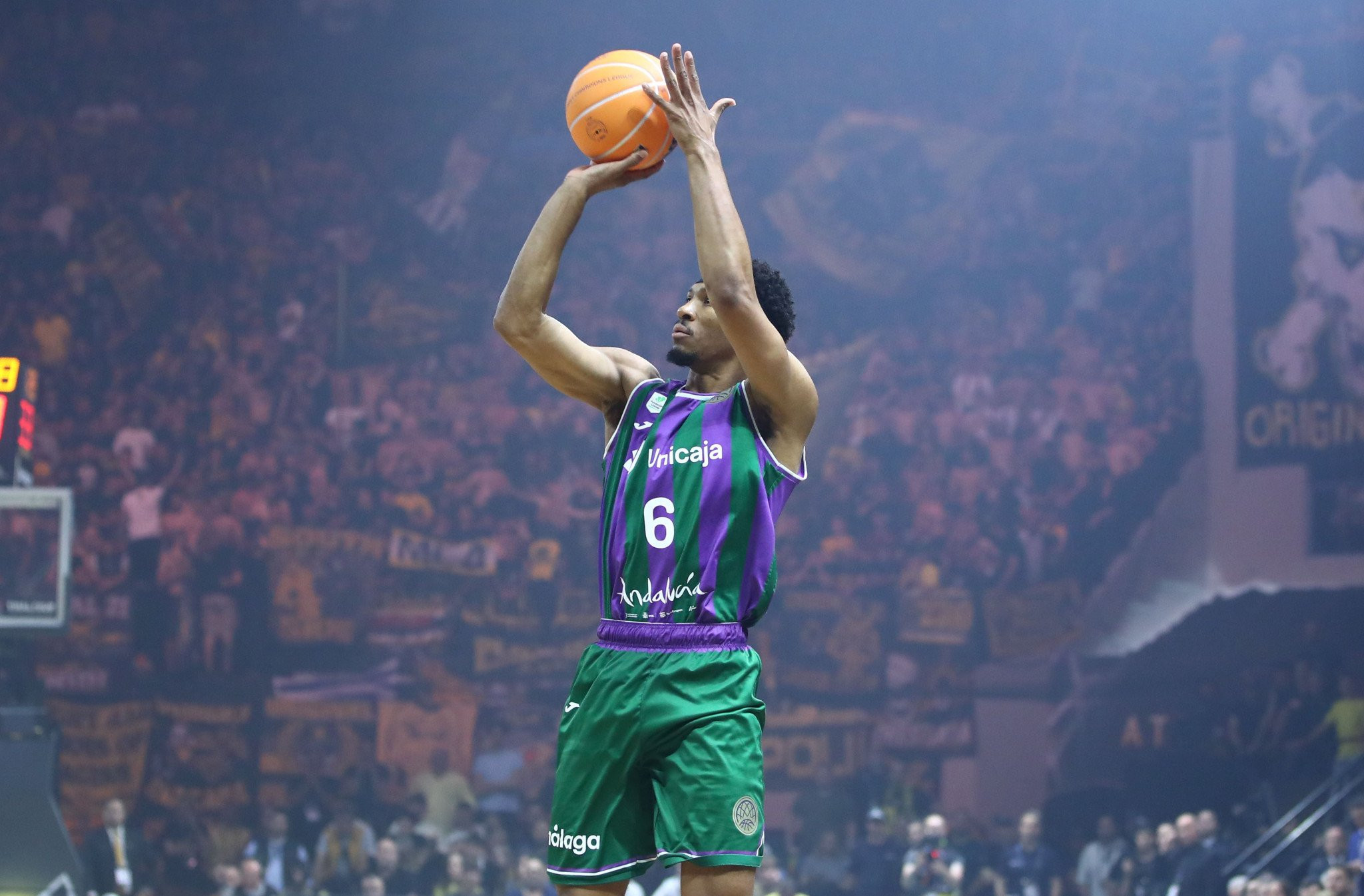 Ο Κάμερον Τέιλορ στο Athletiko: «Βγάζω το καπέλο στην ΑΕΚ, η άμυνα οδήγησε στη νίκη»