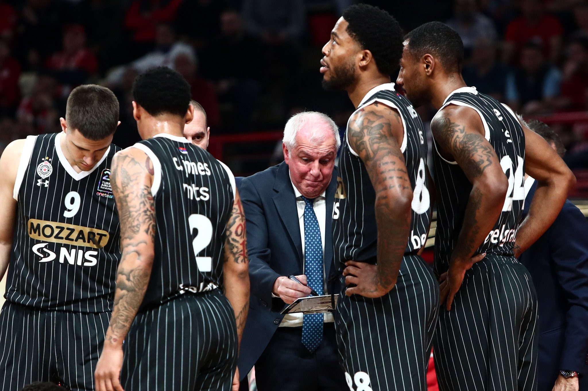 Τζόουνς, Μπράουν και Μπόνγκα έπαιξαν κανονικά με την Παρτιζάν κόντρα στην Σουμπότιστα παρά τον καβγά