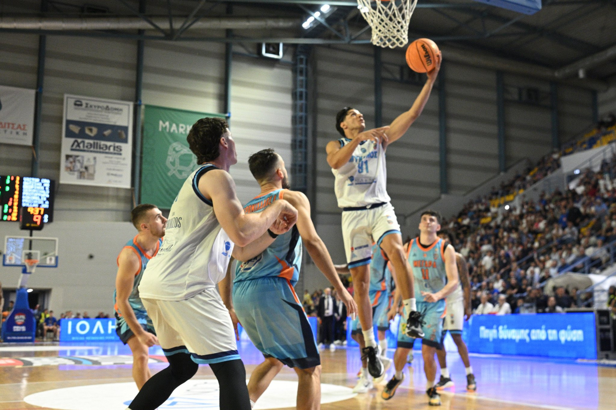 Η παρουσίαση των ομάδων στο ματς ανόδου και το δυναμικό ξεκίνημα της Μυκόνου (videos)