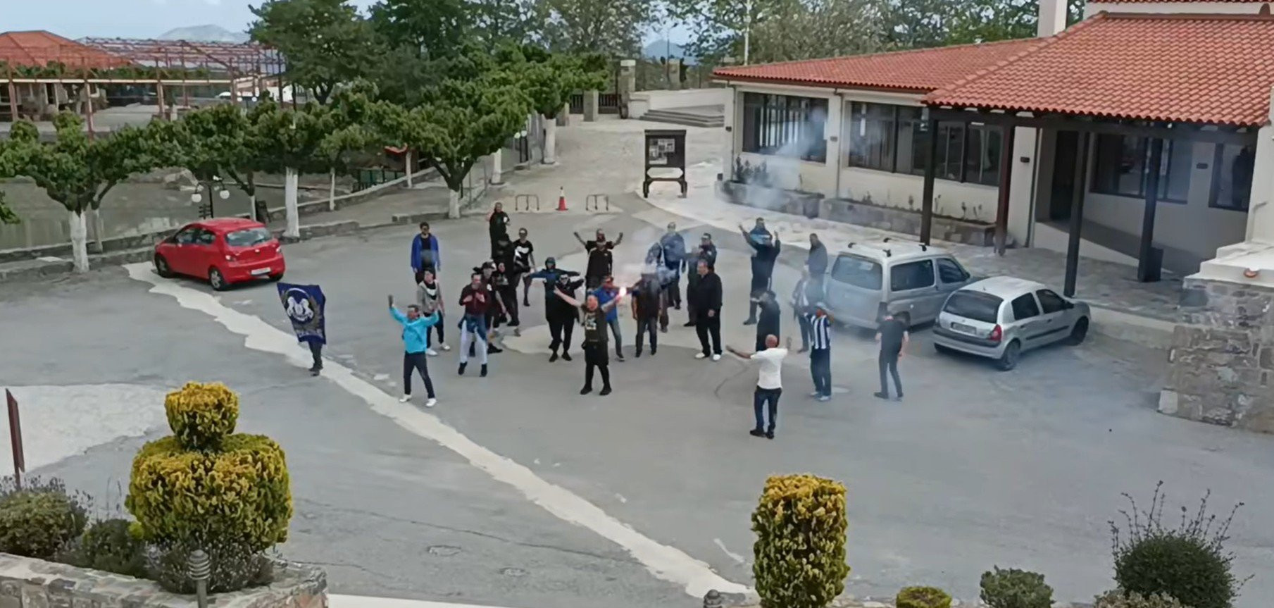 Μεγάλη ένταση σε ματς στα Ζωνιανά με οπαδούς!