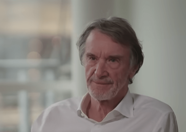 O Ράτκλιφ ανέλαβε τη Μάντσεστερ Γιουνάιτεντ και έχασε 7.7 δισ. ευρώ από την περιουσία του