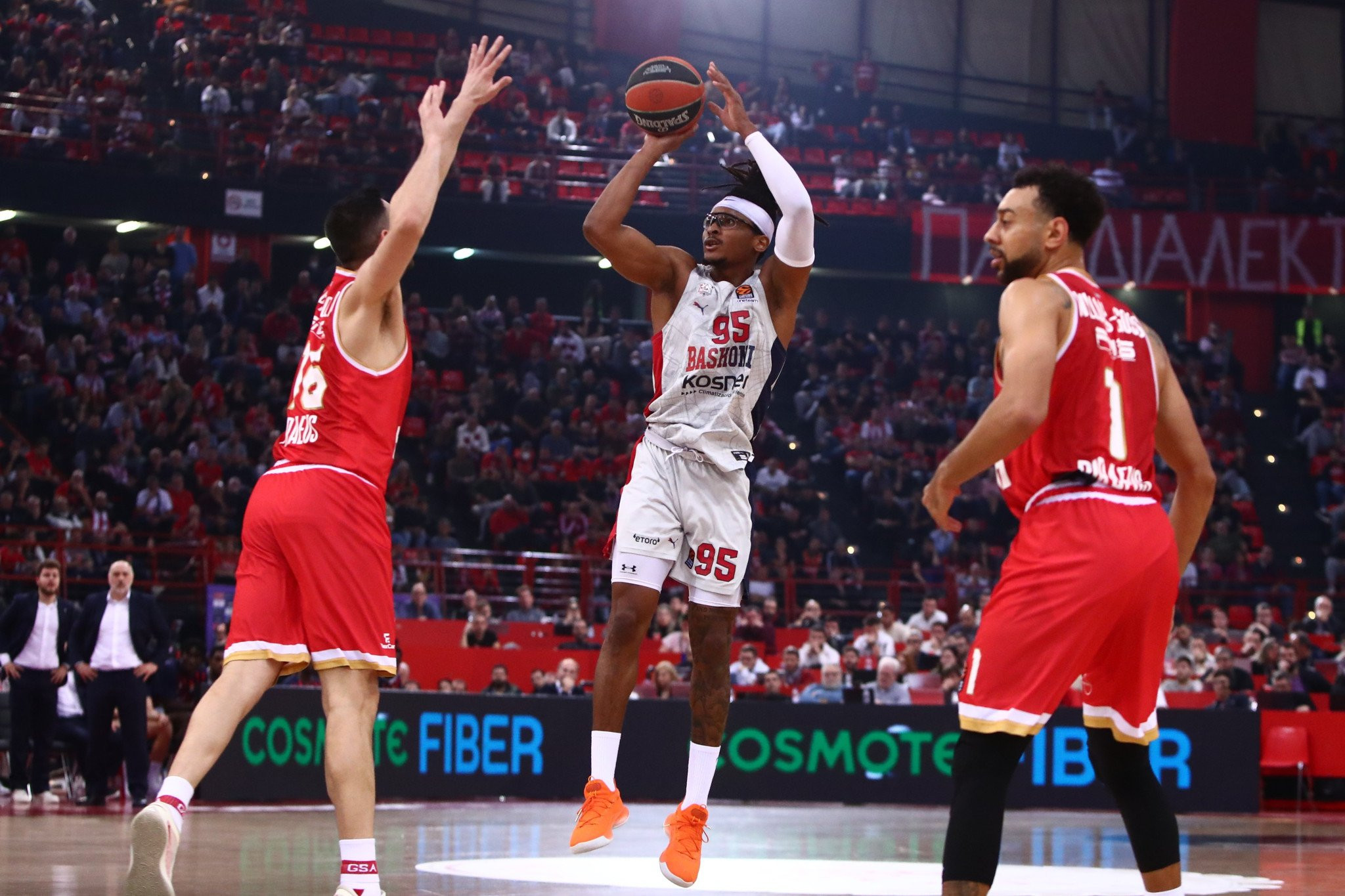 Οι πιο «καυτοί» free agent της Euroleague και οι επιλογές για Ολυμπιακό και Παναθηναϊκό