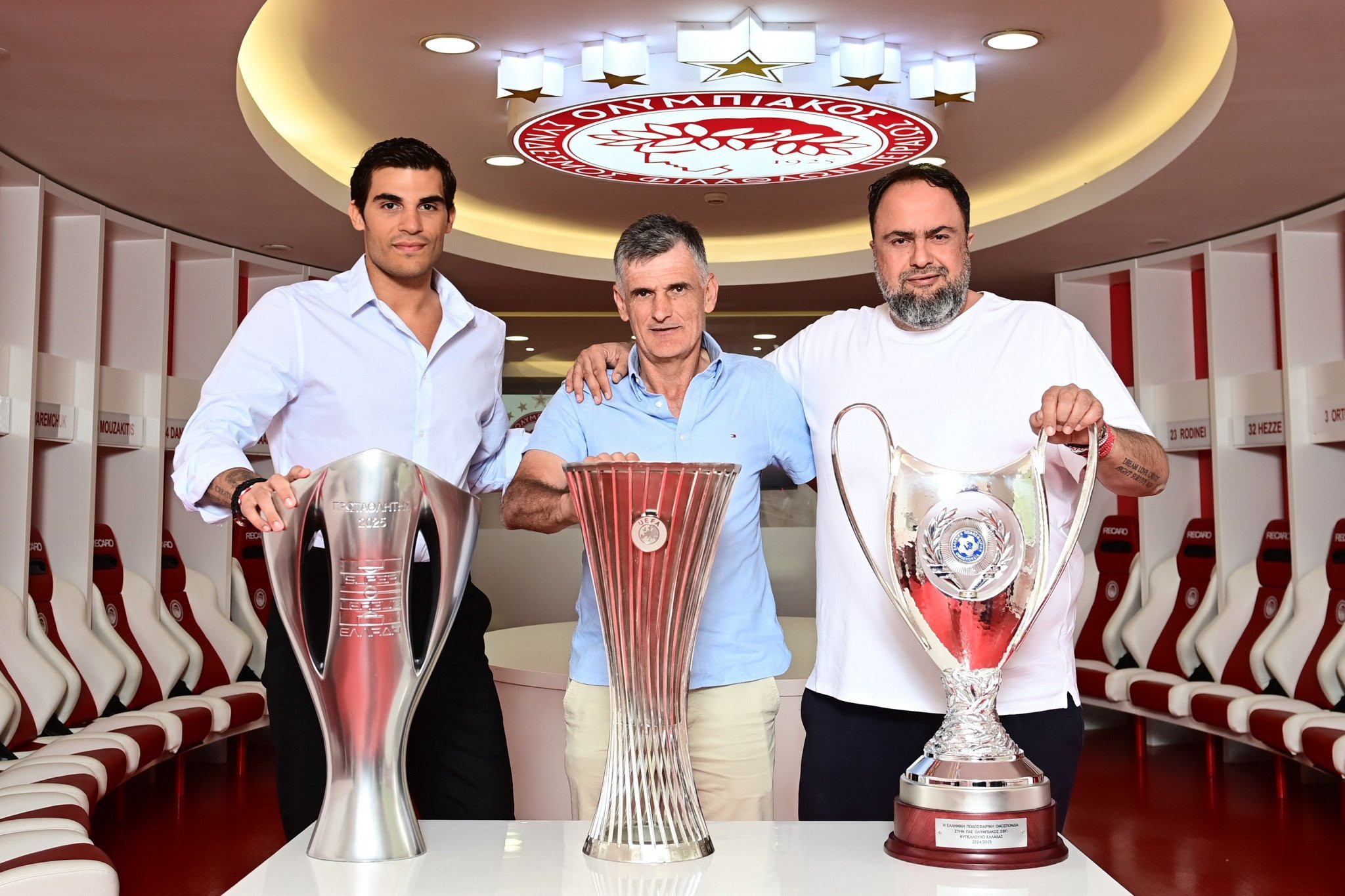 Μαρινάκης στο  ντοκιμαντέρ του «Mega»: «Στις στιγμές της ζωής μας, γίνονται και θαύματα»