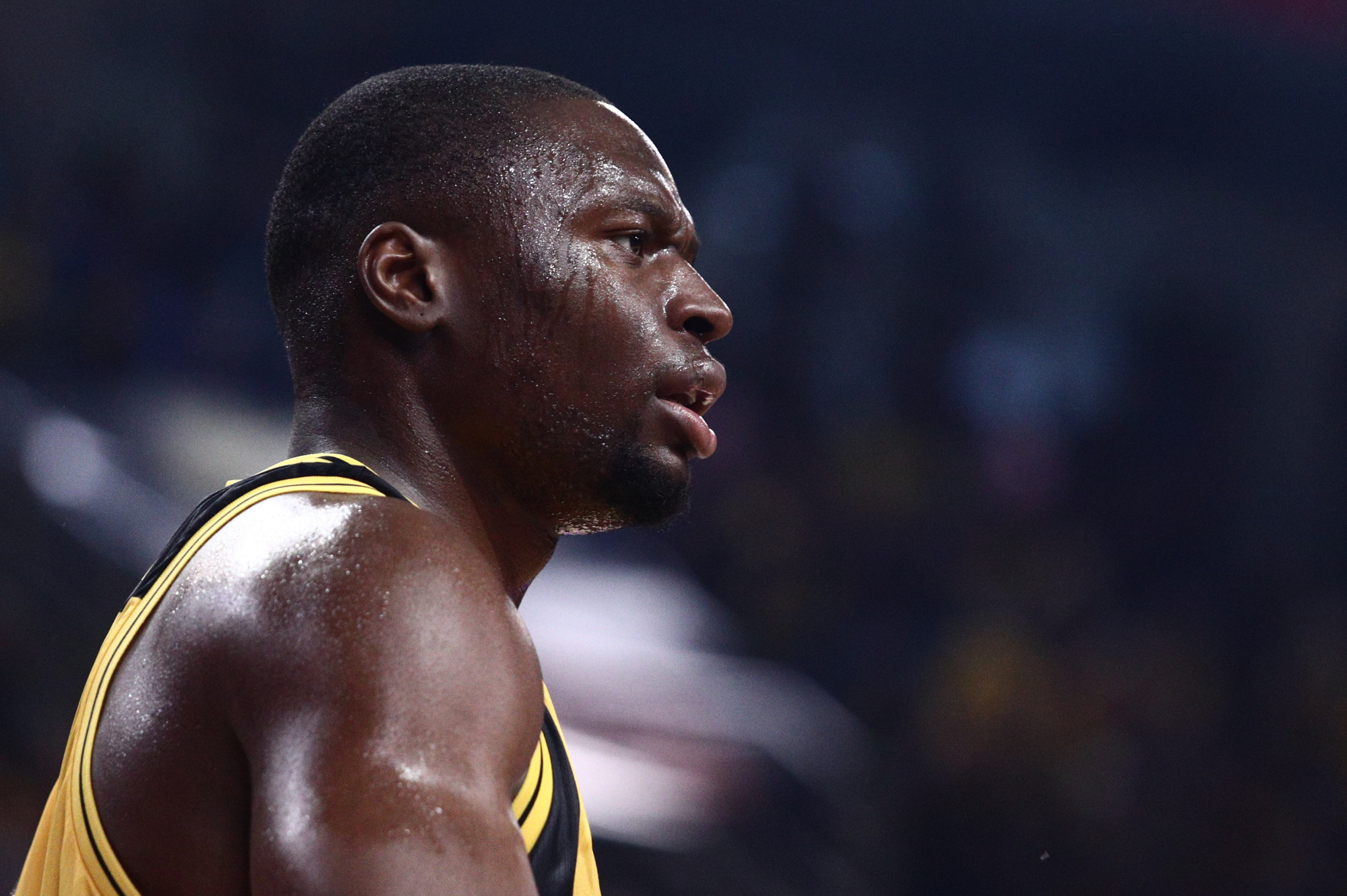 «Ο Καμπενγκέλε στον δρόμο της Ντουμπάι BC»