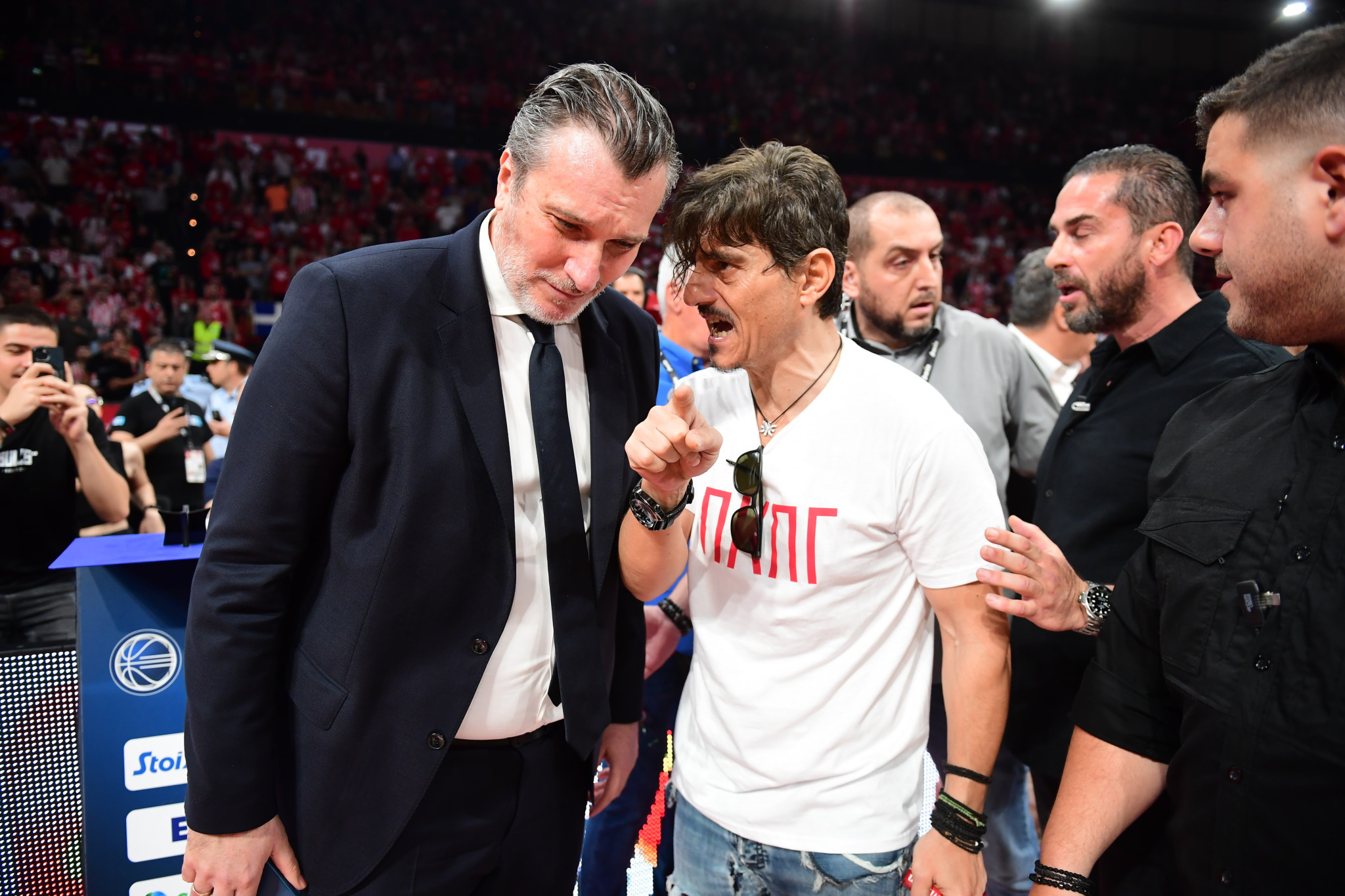 Παναθηναϊκός για Λεπενιώτη: «Ας σοβαρευτεί και ας μη φέρεται σαν τηλεκριτικός» Παναθηναϊκός για Λεπενιώτη: «Ας σοβαρευτεί και ας μη φέρεται σαν τηλεκριτικός»