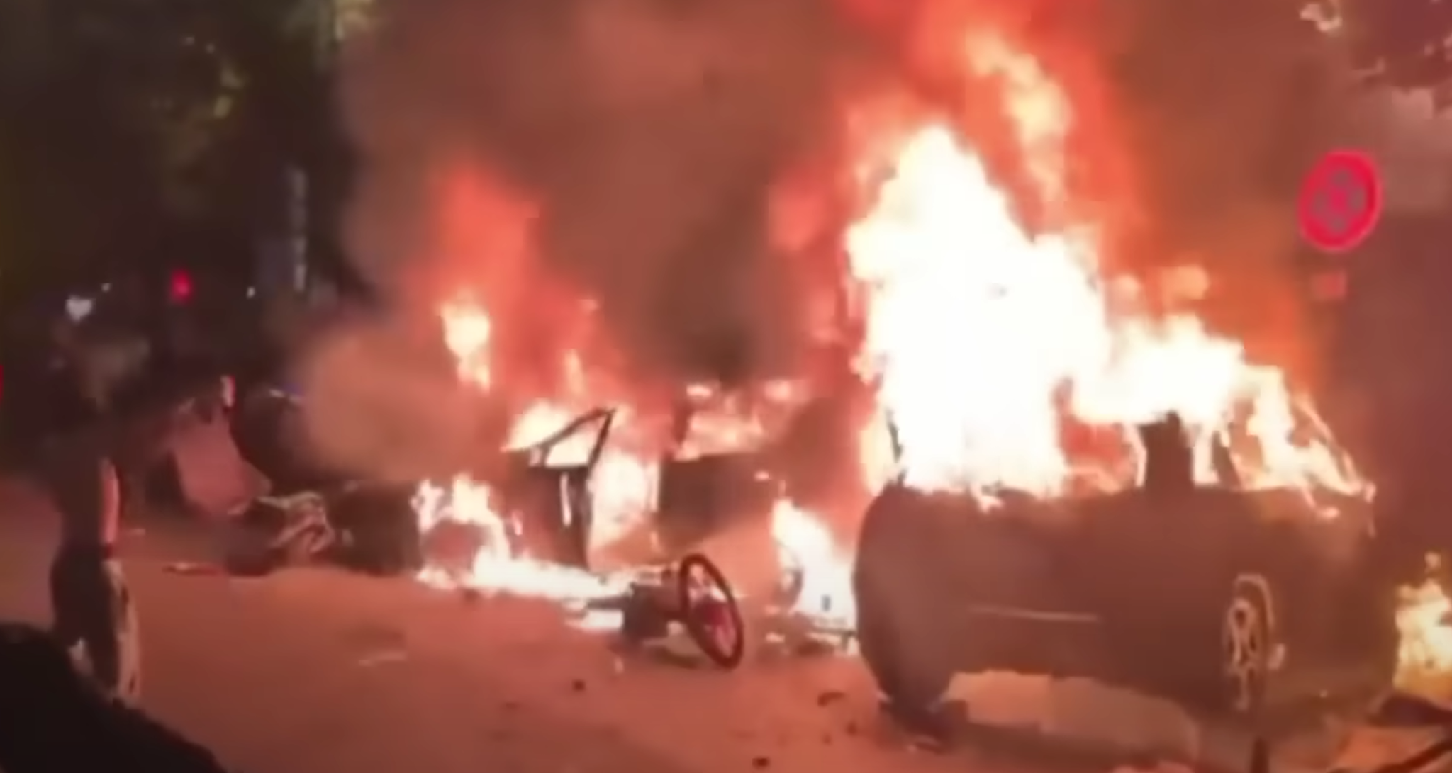 Στη φυλακή οκτώ οπαδοί της Παρί για τα επεισόδια στη Γαλλία