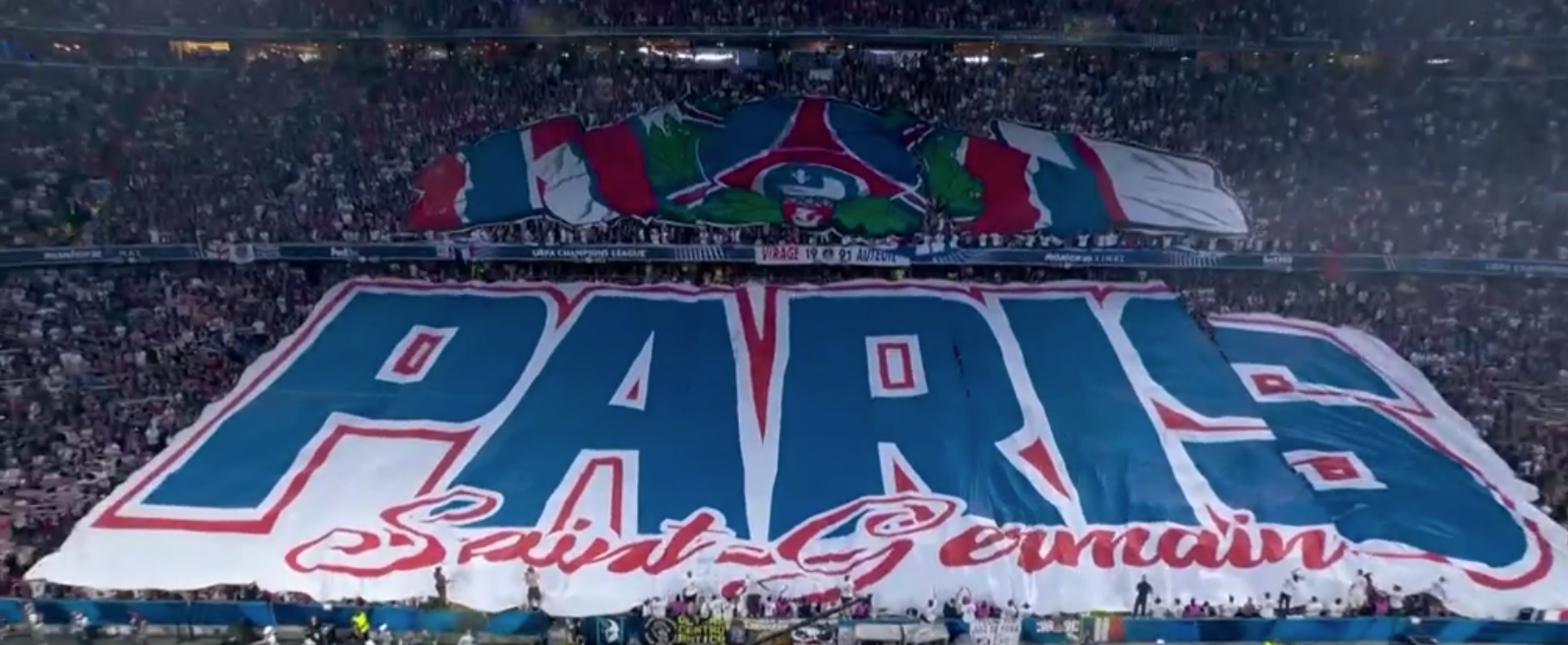 Το καταπληκτικό κορεό των φιλάθλων της Παρί (video) Το καταπληκτικό κορεό των φιλάθλων της Παρί (video)