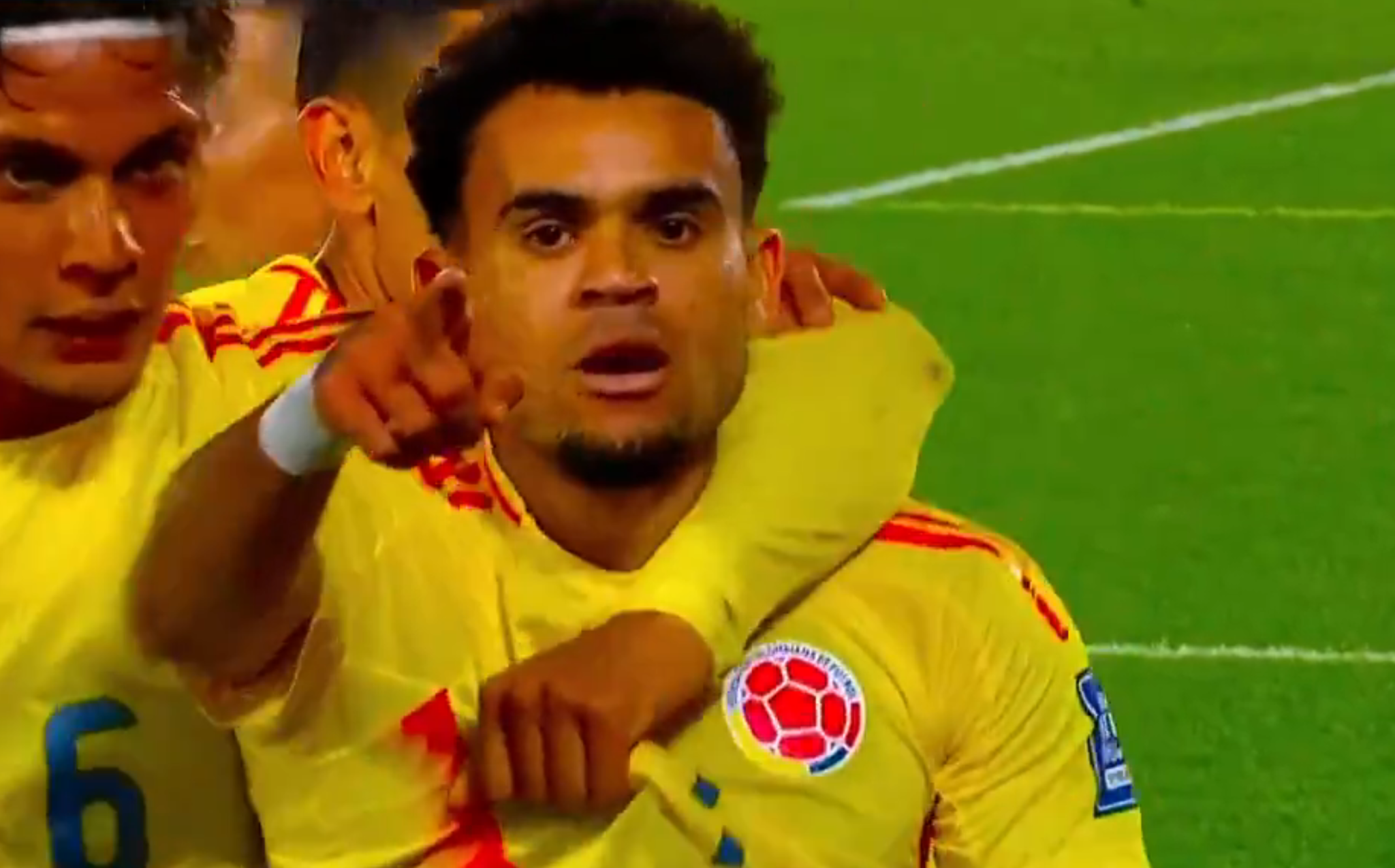 Ο Λουίς Ντίας «ντύθηκε» Μέσι και πέτυχε γκολάρα κόντρα στην Αργεντινή (video)