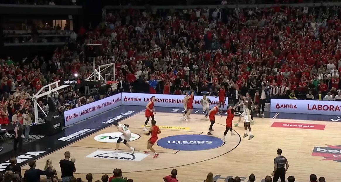 Το απίστευτο buzzer beater του Φρανσίσκο που έστειλε τους τελικούς Λιθουανίας σε πέμπτο παιχνίδι (video)