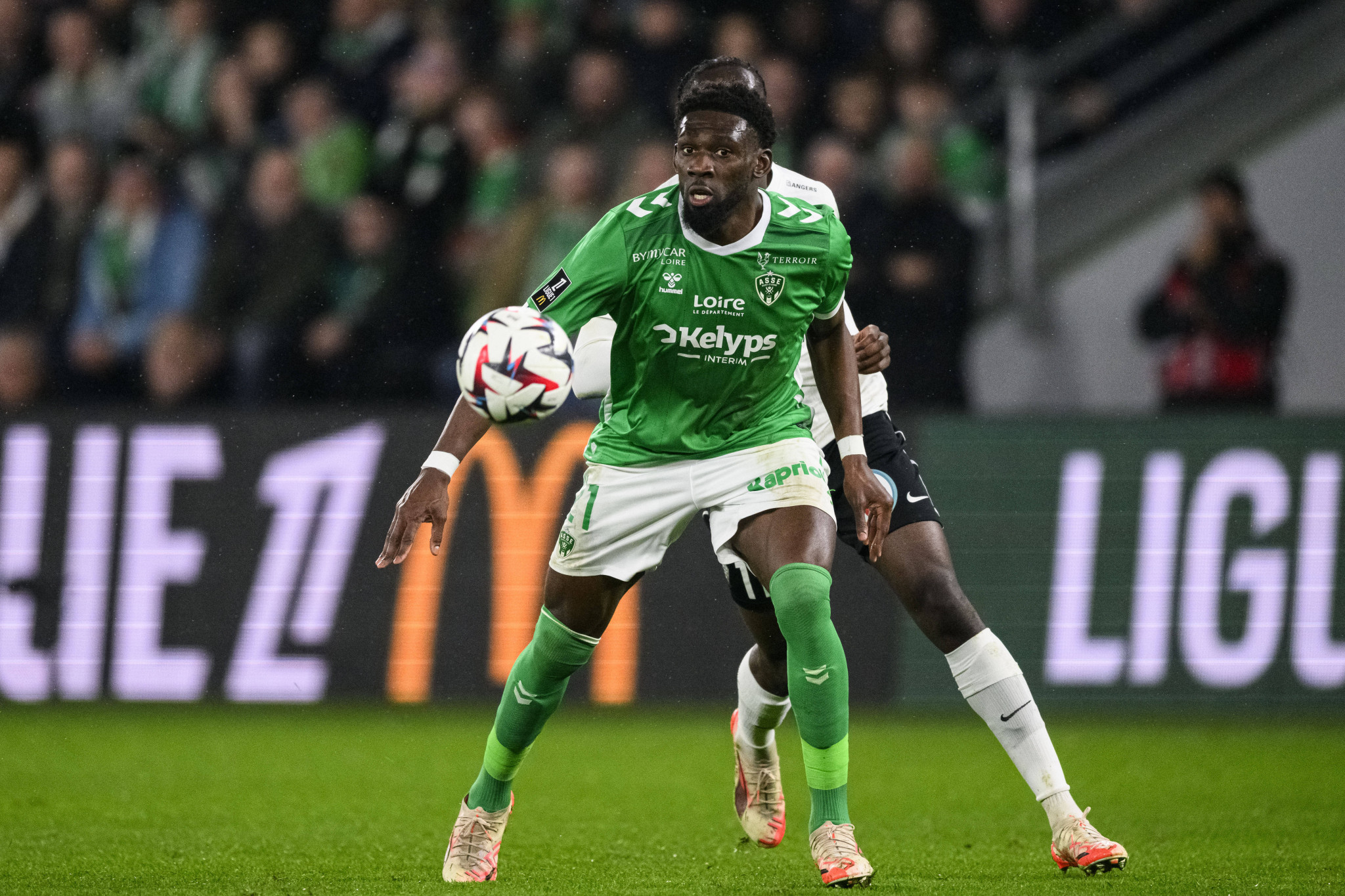 «L Equipe»: «Η ΑΕΚ ετοιμάζει πρόταση για τον Μπατουμπινσικά»