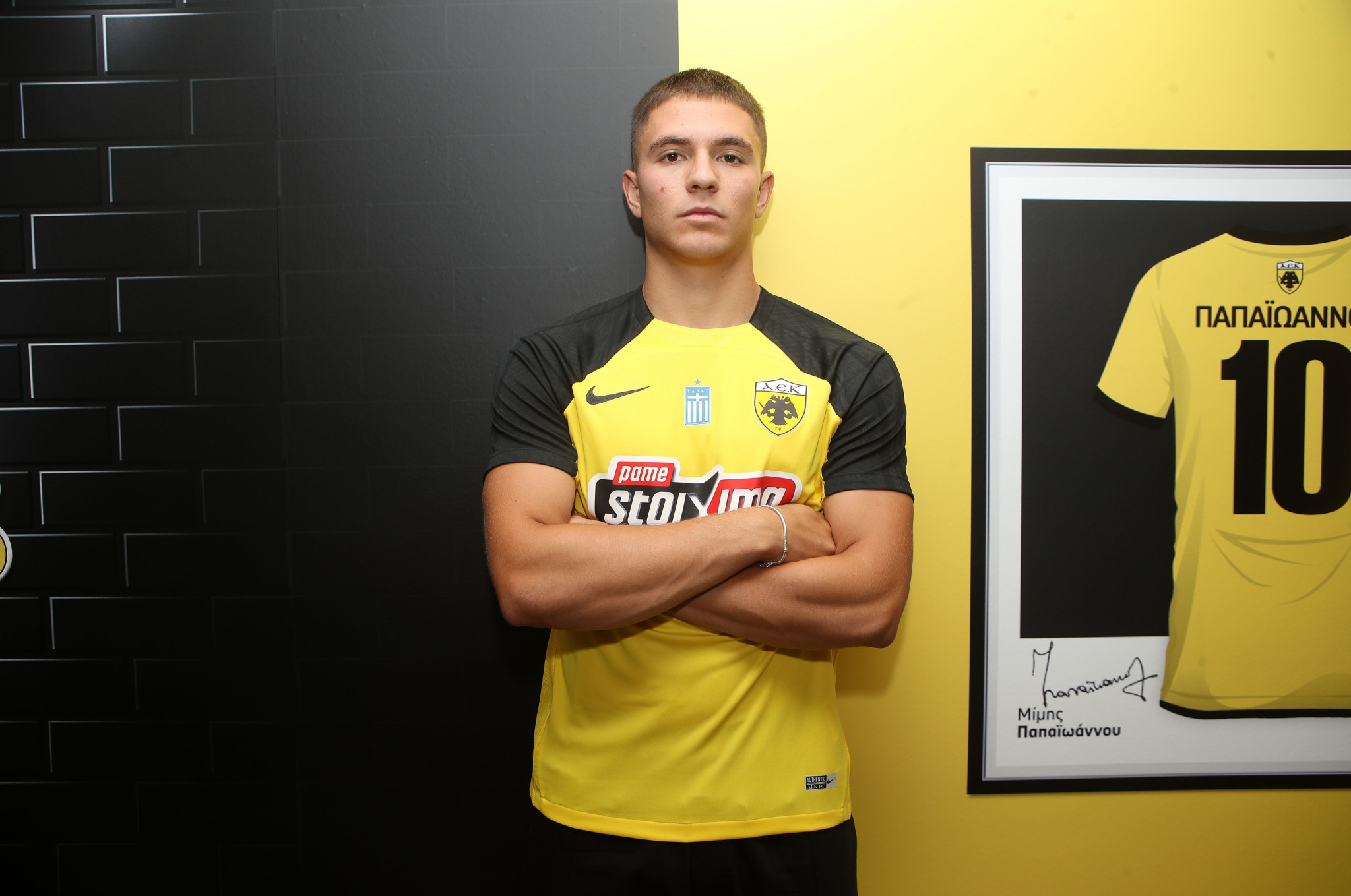 Καλοσκάμης: «Χαρούμενος που υπέγραψα σε αυτήν την εκπληκτική ομάδα, ανυπομονώ να αρχίσω»