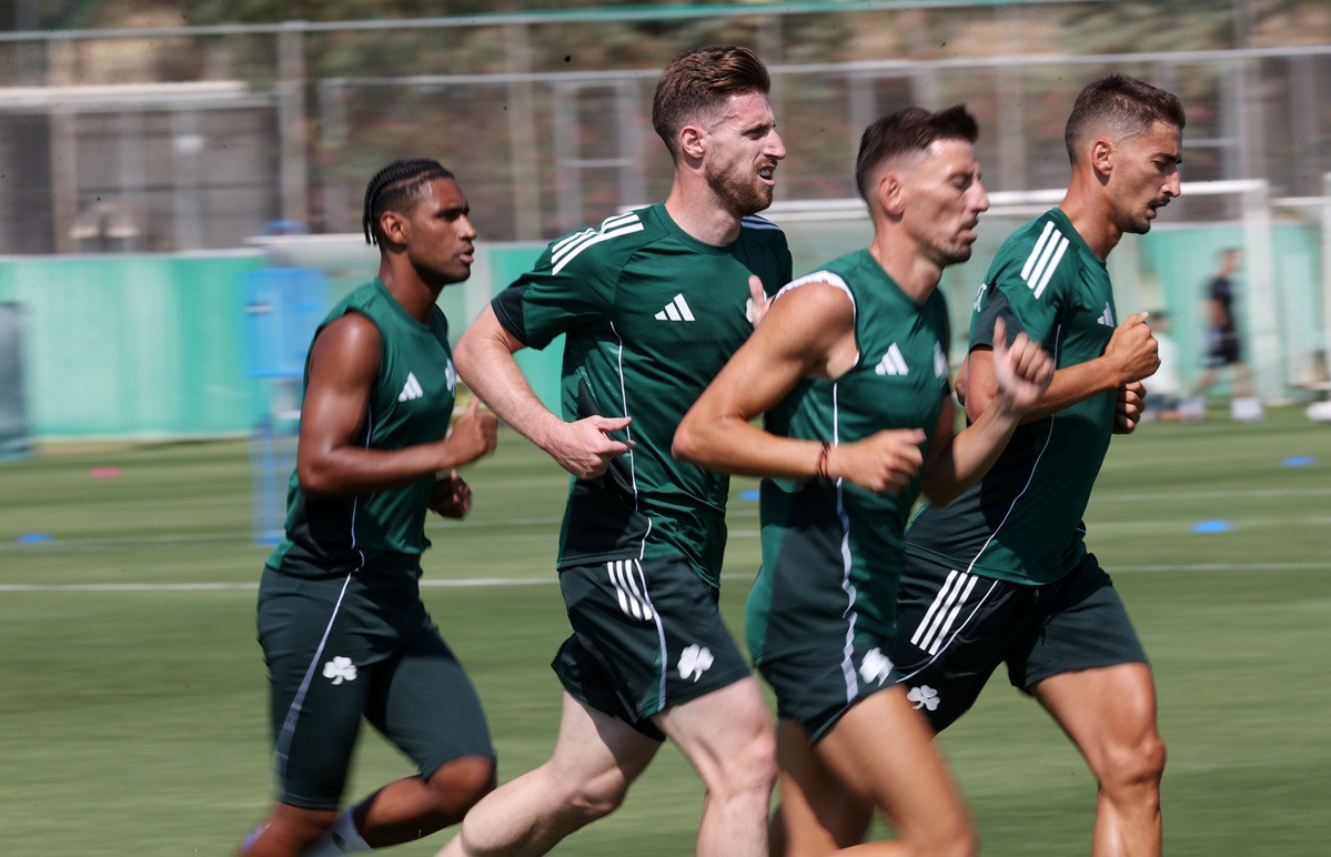 Διπλή προπόνηση με έμφαση σε φυσική κατάσταση και κυκλοφορία μπάλας στον Παναθηναϊκό