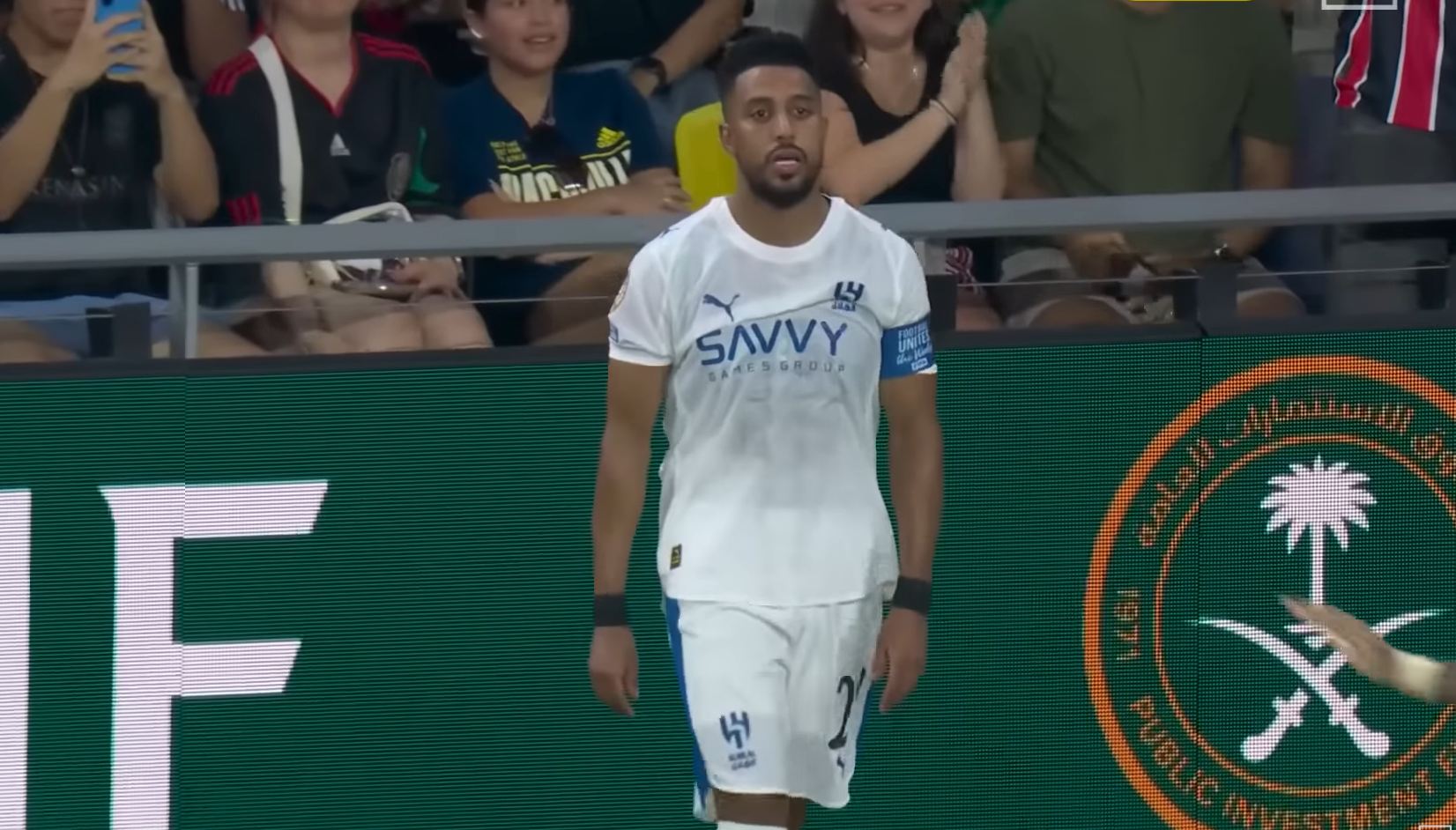 Κέρδισε και «πέταξε» για τους «16» η Αλ Χιλάλ