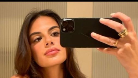 «Ένας άγγελος», «Εκθαμβωτική»: Η κόρη του Γκουαρδιόλα ποζάρει με μπικίνι και τρελαίνει τους θαυμαστές της