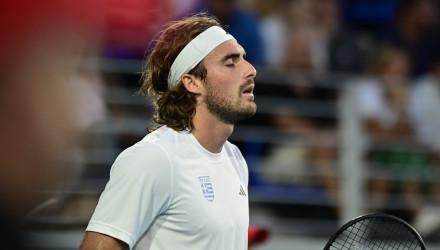 Χαμός με Τσιτσιπά - «Τίμησε» την επέτειο του «ΌΧΙ» με εικόνα του Μεταξά και ξεσήκωσε θύελλα αντιδράσεων Χαμός με Τσιτσιπά - «Τίμησε» την επέτειο του «ΌΧΙ» με εικόνα του Μεταξά και ξεσήκωσε θύελλα αντιδράσεων