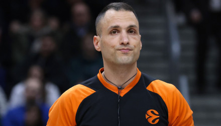 Συνελήφθη ο διαιτητής Euroleague Ούρος Νίκολιτς – Βρέθηκαν 250.000 ευρώ στο διαμέρισμα του Συνελήφθη ο διαιτητής Euroleague Ούρος Νίκολιτς – Βρέθηκαν 250.000 ευρώ στο διαμέρισμα του