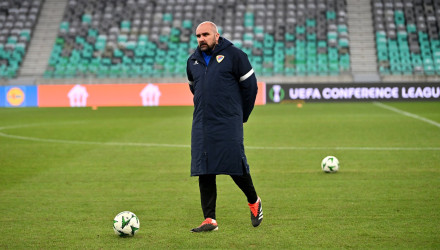 Σοκαριστικές εικόνες: Ο προπονητής της Ραντνίτσκι πέθανε την ώρα του αγώνα (video)