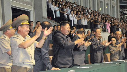 Οι 5 απίθανοι όροι του Κιμ Γιονγκ Ουν για τη μετάδοση της Premier League στη Βόρεια Κορέα