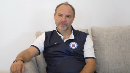 Απίθανο και όμως αληθινό - Ο προπονητής της Αϊτής, που προκρίθηκε στο Μουντιάλ δεν έχει πατήσει ποτέ το πόδι του στην χώρα!