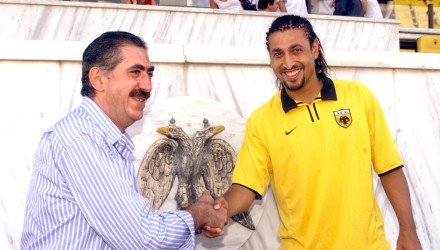 Το σύνθημα των οπαδών της ΑΕΚ για τον Ραμπεσαντρατανά που δεν περίμενε ούτε ο ίδιος να ακούσει