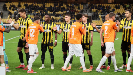 Η σύζυγος Έλληνα προπονητή Super League έχει υπάρξει στο παρελθόν playmate