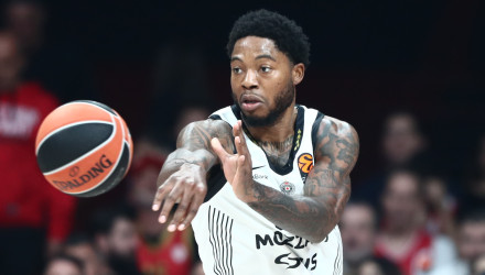 «Sport Klub»: «Ο Ολυμπιακός συμφώνησε με τον Ταϊρίκ Τζόουνς»