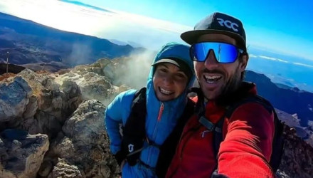 Θρίλερ στα 3.798 μέτρα - Μια γυναίκα νεκρή, ο σύντροφός της αρνήθηκε βοήθεια και έβαλε το κινητό σε αθόρυβη λειτουργία