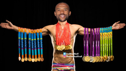 Αγιούμπ Ελ Κααμπί όπως λέμε... Μάικλ Φελπς!