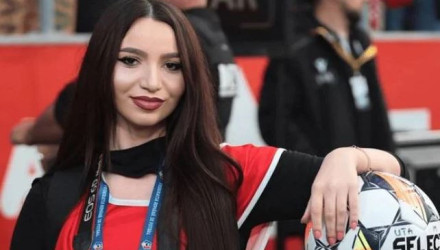 Σοκάρει ο θάνατος 27χρονης δημοσιογράφου - Πήδηξε από τον 7ο όροφο μετά από ένα αινιγματικό τελευταίο μήνυμα