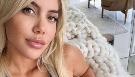 «Kανείς δεν φαίνεται τόσο άσχημος - Είναι όντως αυτή;» - Η φωτογραφία της Γουάντα Νάρα σόκαρε τους θαυμαστές της