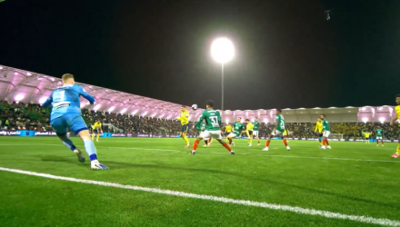 Ο Κριστιάνο το έβαλε με τη... πλάτη: Πλησιάζει τα 1.000 γκολ και πανηγύρισε με τη ψυχή του (video)