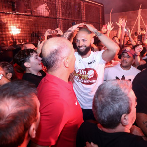 Ο Φουρνιέ μιλά για την ζωή του στην Ελλάδα: Το καλύτερο φαγητό, η αγαπημένη του περιοχή στην Αττική και τι του αρέσει να βλέπει