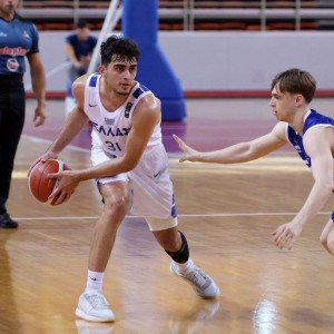 Η απίθανη κίνηση του Λιοτόπουλου προς το καλάθι των Φινλανδών (video)