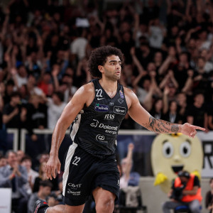 Η Μπασκόνια εξετάζει την περίπτωση του Άντονι Λαμπ - Τι σημαίνει αυτό για Ρογκαβόπουλο