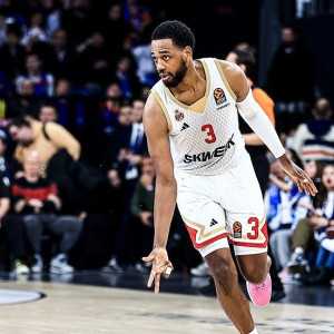 Με Λόιντ στο Eurobasket η Πολωνία