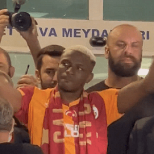 «Έπεσε» το αεροδρόμιο της Κωνσταντινούπολης στην άφιξη του Οσίμεν