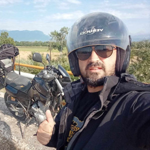 Οπαδός της ΑΕΚ ξεκίνησε με μηχανή από τη Θεσσαλία για τις Βρυξέλλες για το ματς με την Άντερλεχτ