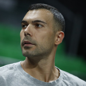 Σλούκας στο Athletiko: «Πλησιάζει το τέλος της καριέρας μου» (video)