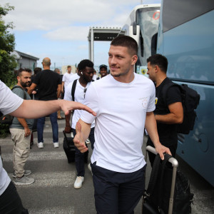 Το ταξίδι με έναν σταρ σαν τον Γιόβιτς