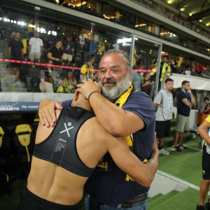 Οι «ντόπες» Ηλιόπουλου στους παίκτες και το πάρτι στη Νέα Φιλαδέλφεια - Η παρακάμερα του ΑΕΚ-Πανσερραϊκός (video)