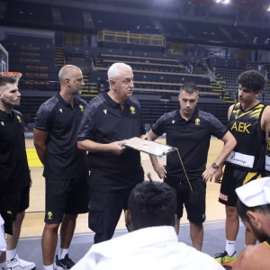 Με Λεκαβίτσιους στην Ιταλία η ΑΕΚ